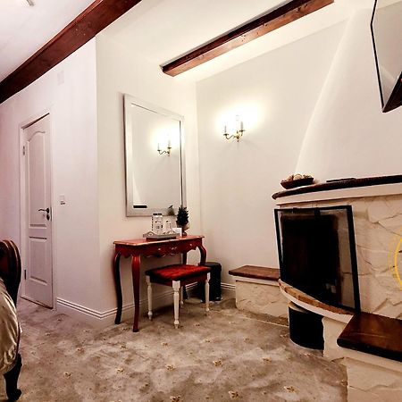 Carpathia Magic -Adults Only Villa Peştera Eksteriør billede
