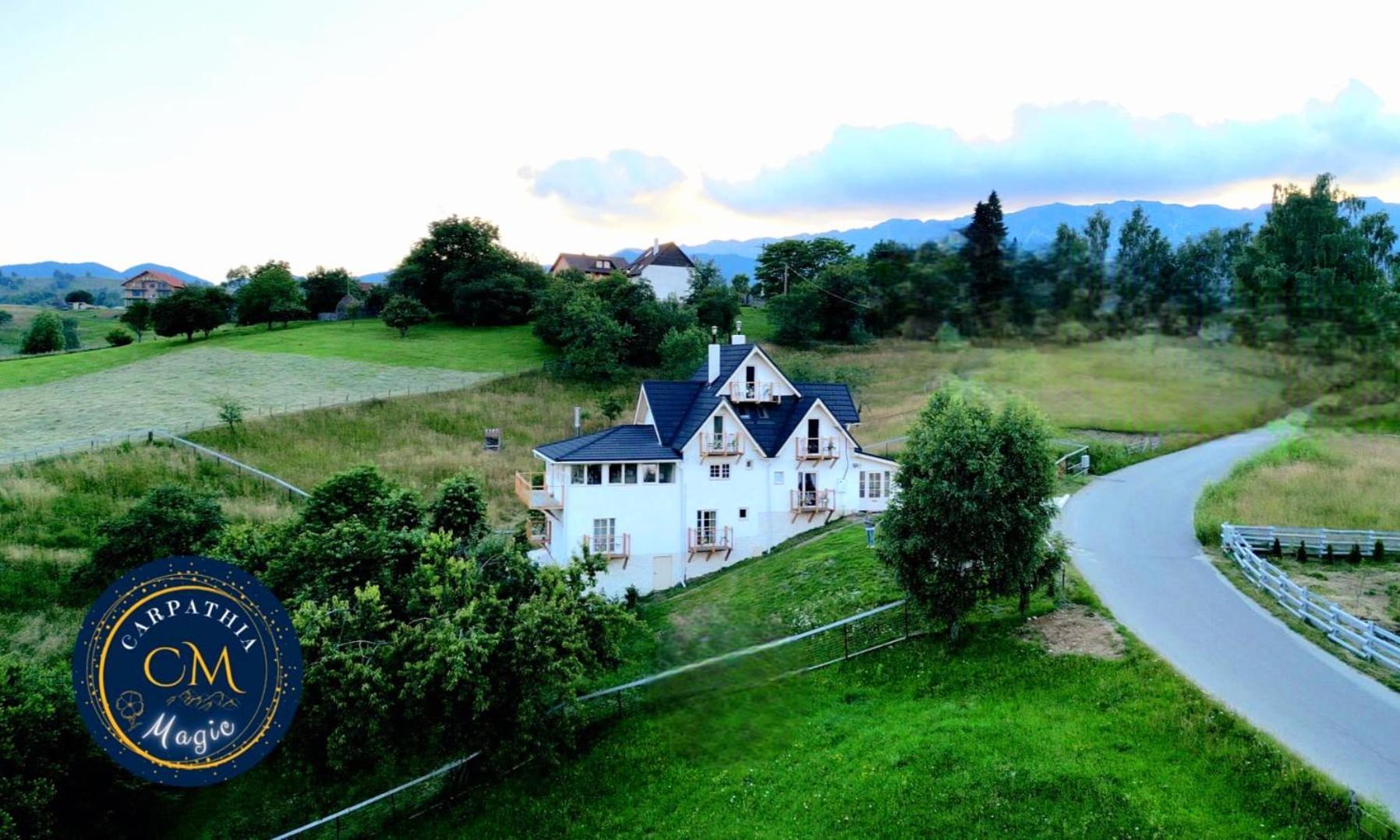 Carpathia Magic -Adults Only Villa Peştera Eksteriør billede